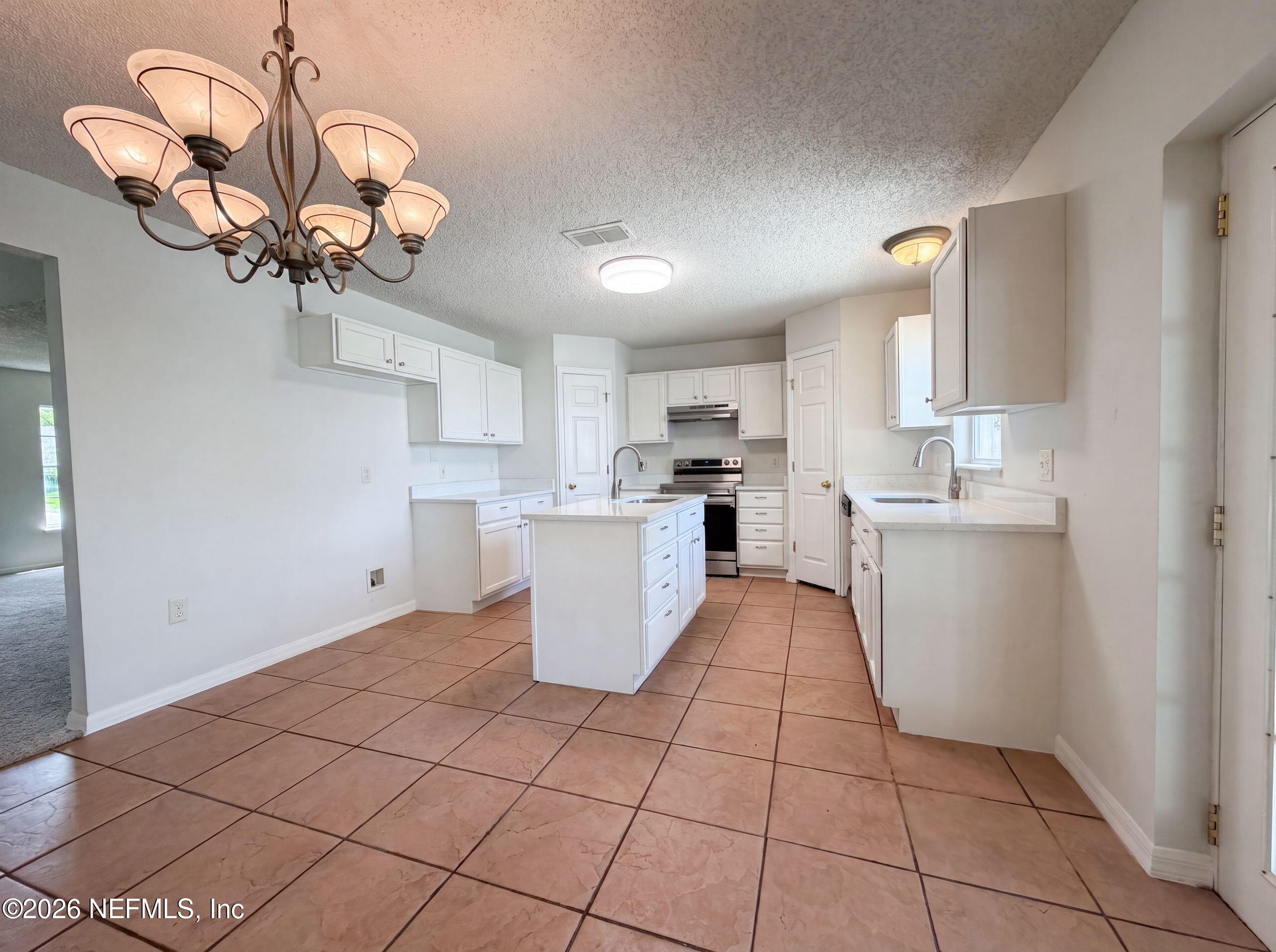 2158 Willesdon Dr, Jacksonville, FL 32246 photo