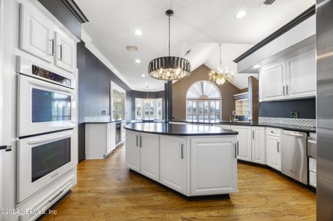 Single Family Residence in Ponte Vedra Beach FL 352 S NINE Drive 16.jpg