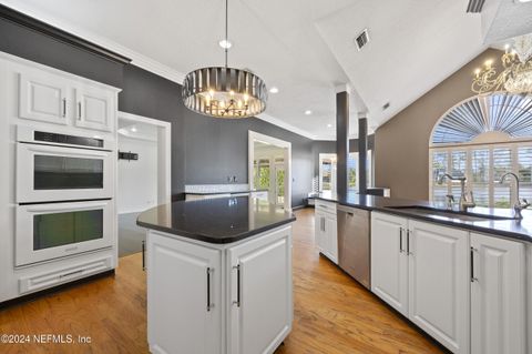Single Family Residence in Ponte Vedra Beach FL 352 S NINE Drive 14.jpg