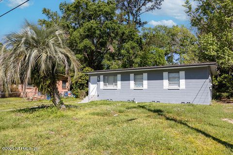 Single Family Residence in Jacksonville FL 3181 BRASQUE Drive.jpg