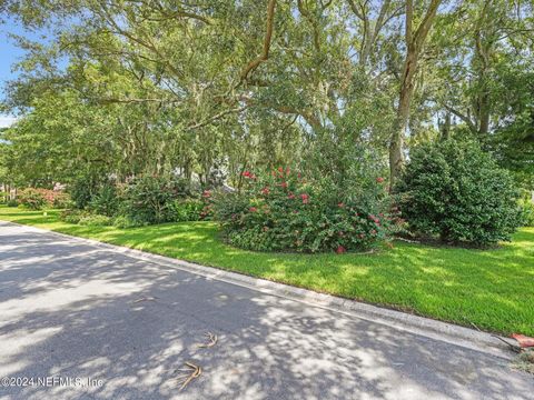 Unimproved Land in Fernandina Beach FL LOT 22 TITLEIST Drive.jpg