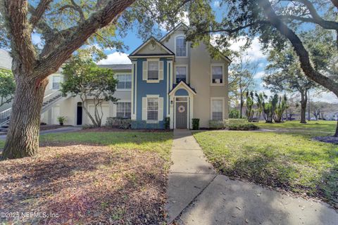 Condominium in Jacksonville FL 13703 RICHMOND PARK Drive #3502.jpg