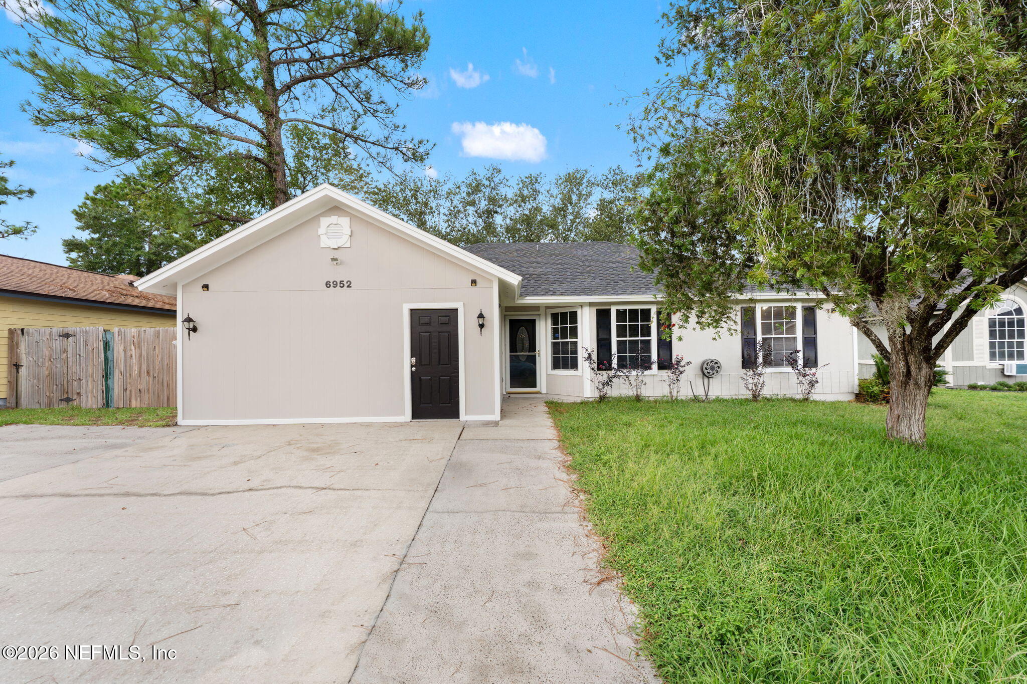 6952 Huntington Woods Cir, Jacksonville, FL 32244