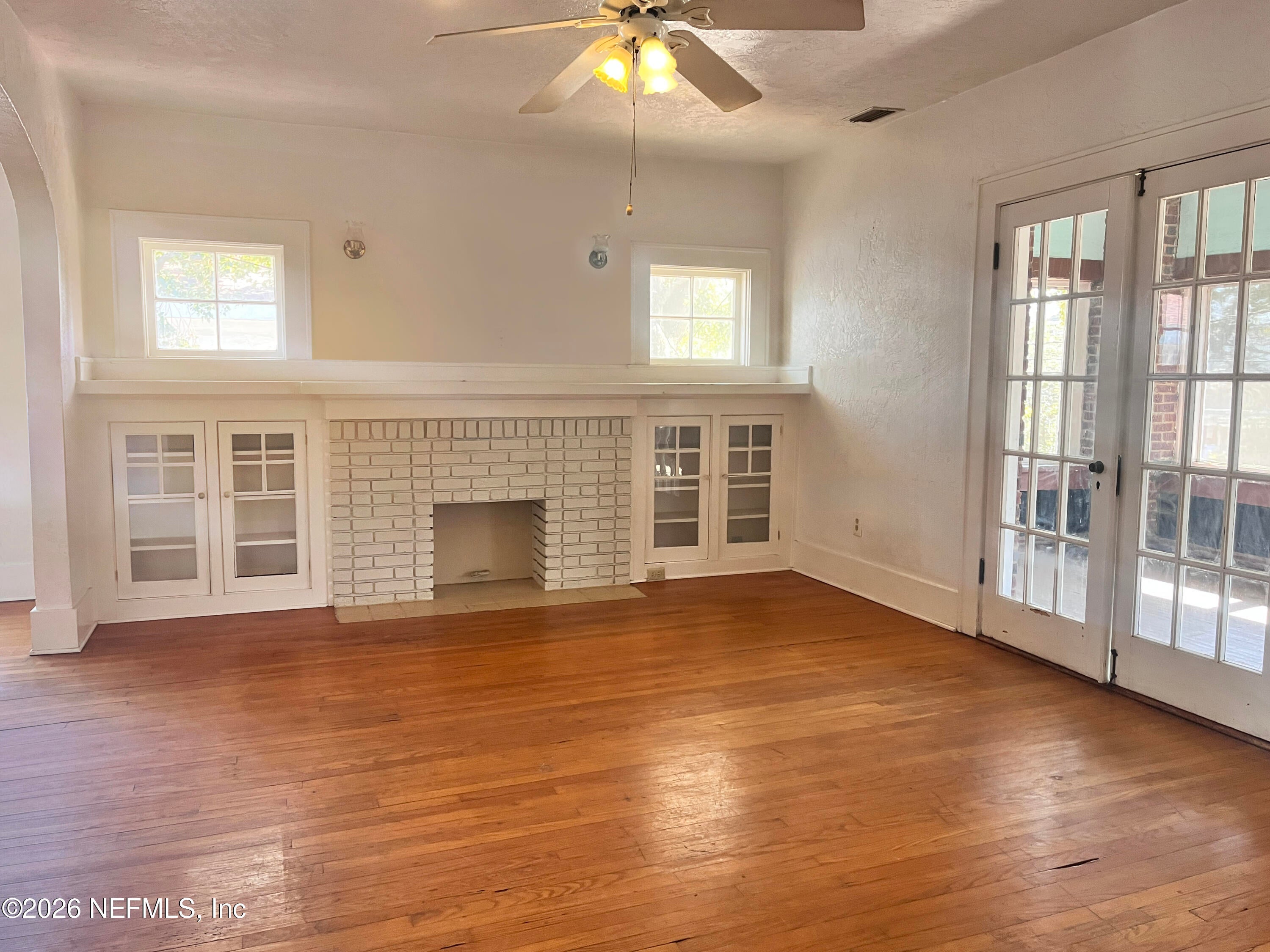 337 339 11 St, Jacksonville, FL 32206 photo