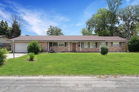 Single Family Residence in Jacksonville FL 8460 LYNDA SUE Lane.jpg