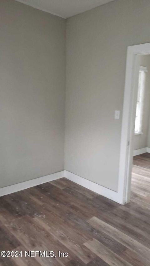 Single Family Residence in Jacksonville FL 1461 W 5TH Street 18.jpg