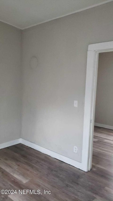 Single Family Residence in Jacksonville FL 1461 W 5TH Street 12.jpg