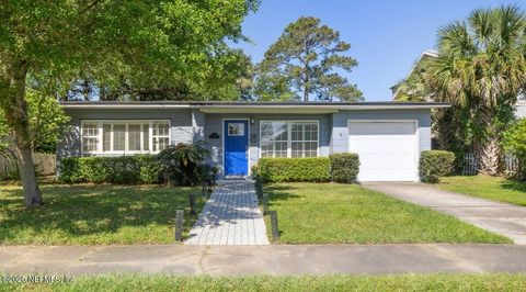 Single Family Residence in Jacksonville FL 5334 DELLA ROBBIA Way.jpg
