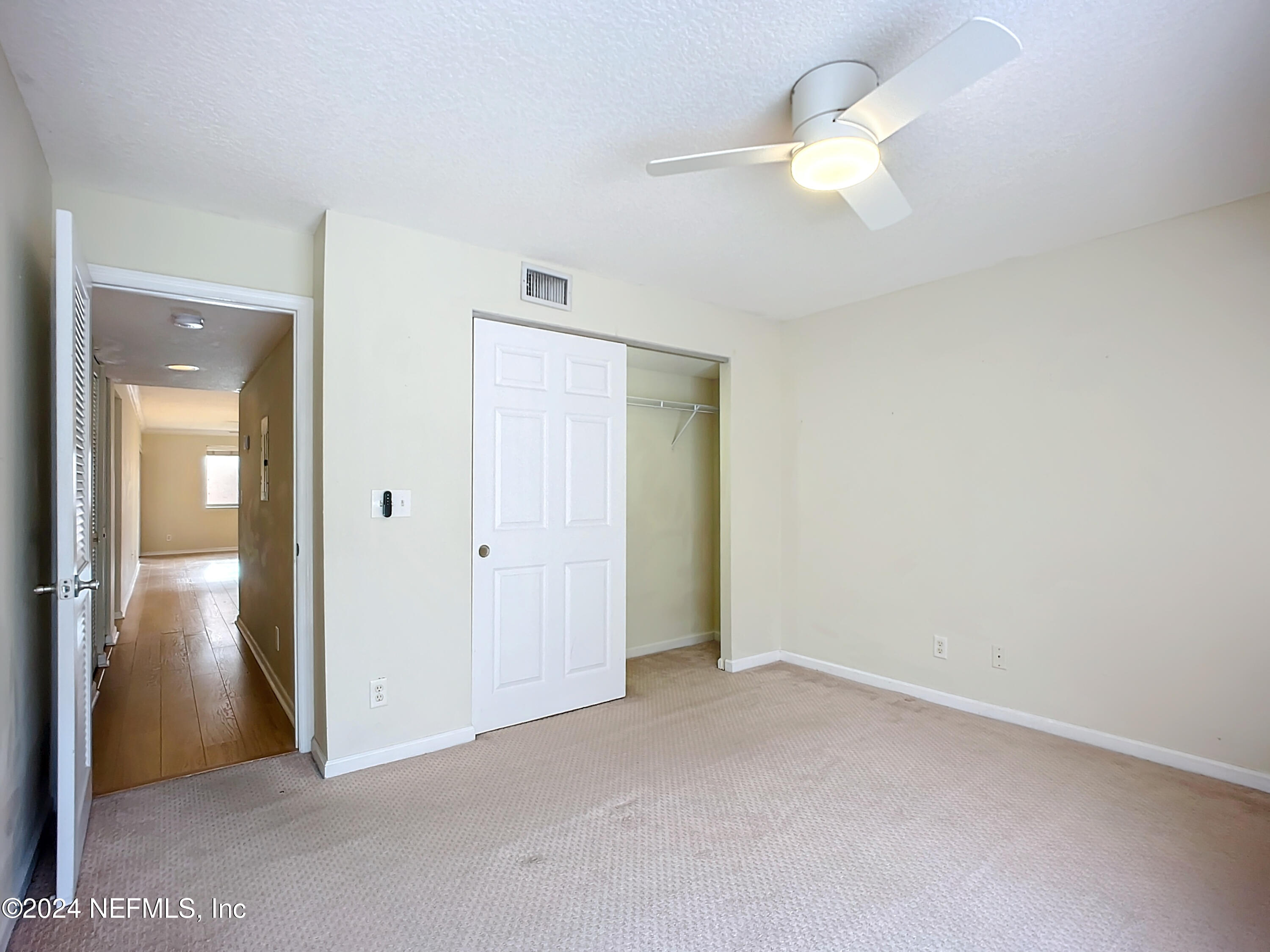 Condominium in Jacksonville FL 5375 ORTEGA FARMS Boulevard #614 24.jpg