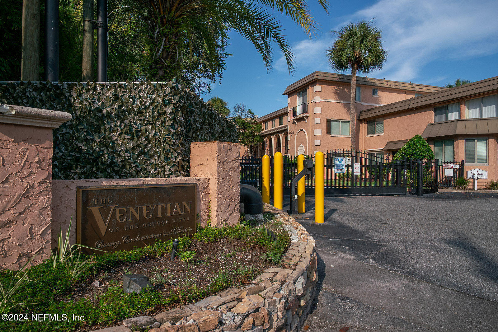 Condominium in Jacksonville FL 5375 ORTEGA FARMS Boulevard #614 27.jpg