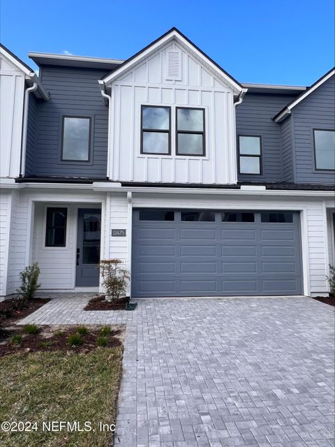 Townhouse in Jacksonville FL 11475 NEWTONIAN Boulevard.jpg