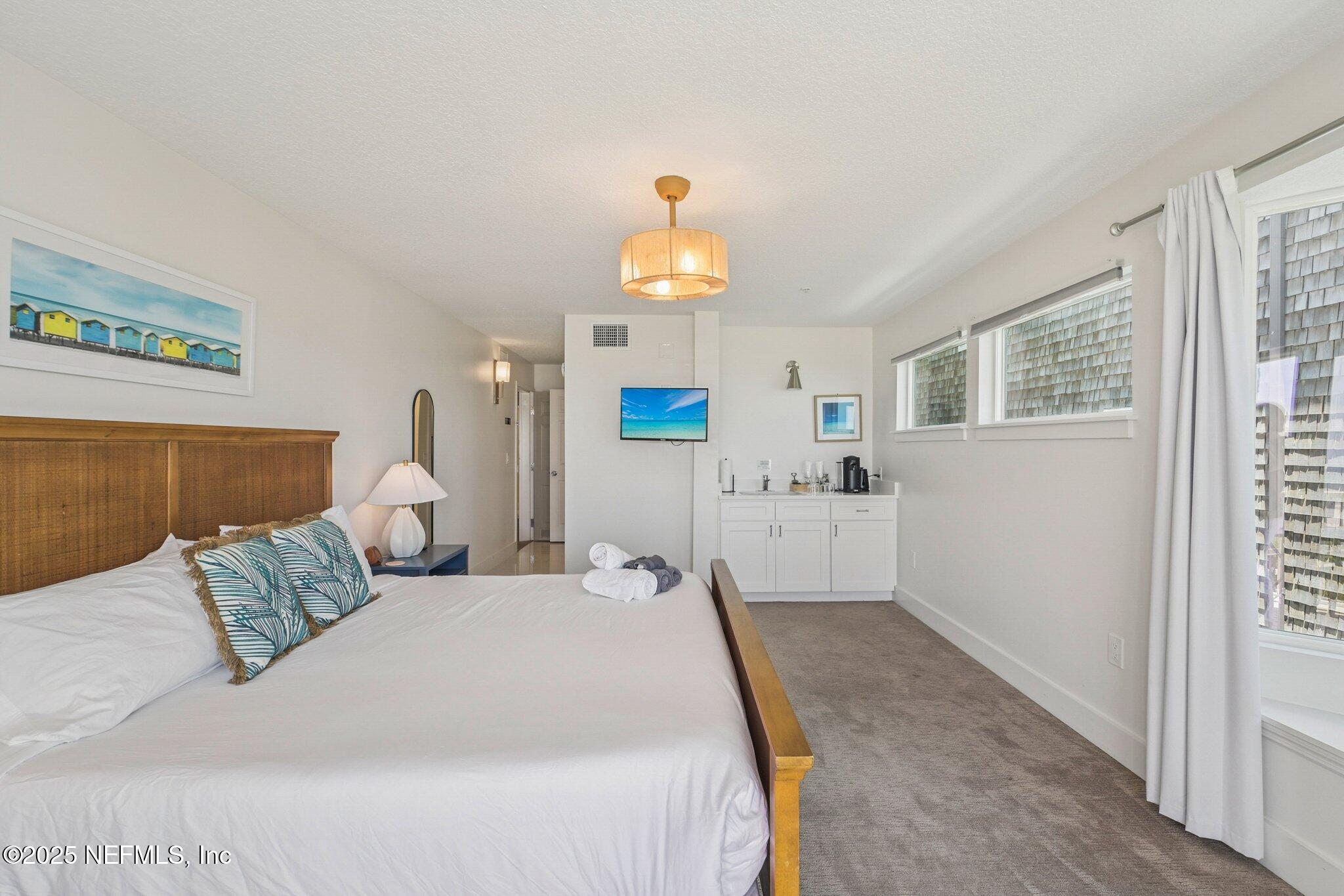 Single Family Residence in Jacksonville Beach FL 11 19TH Avenue 34.jpg