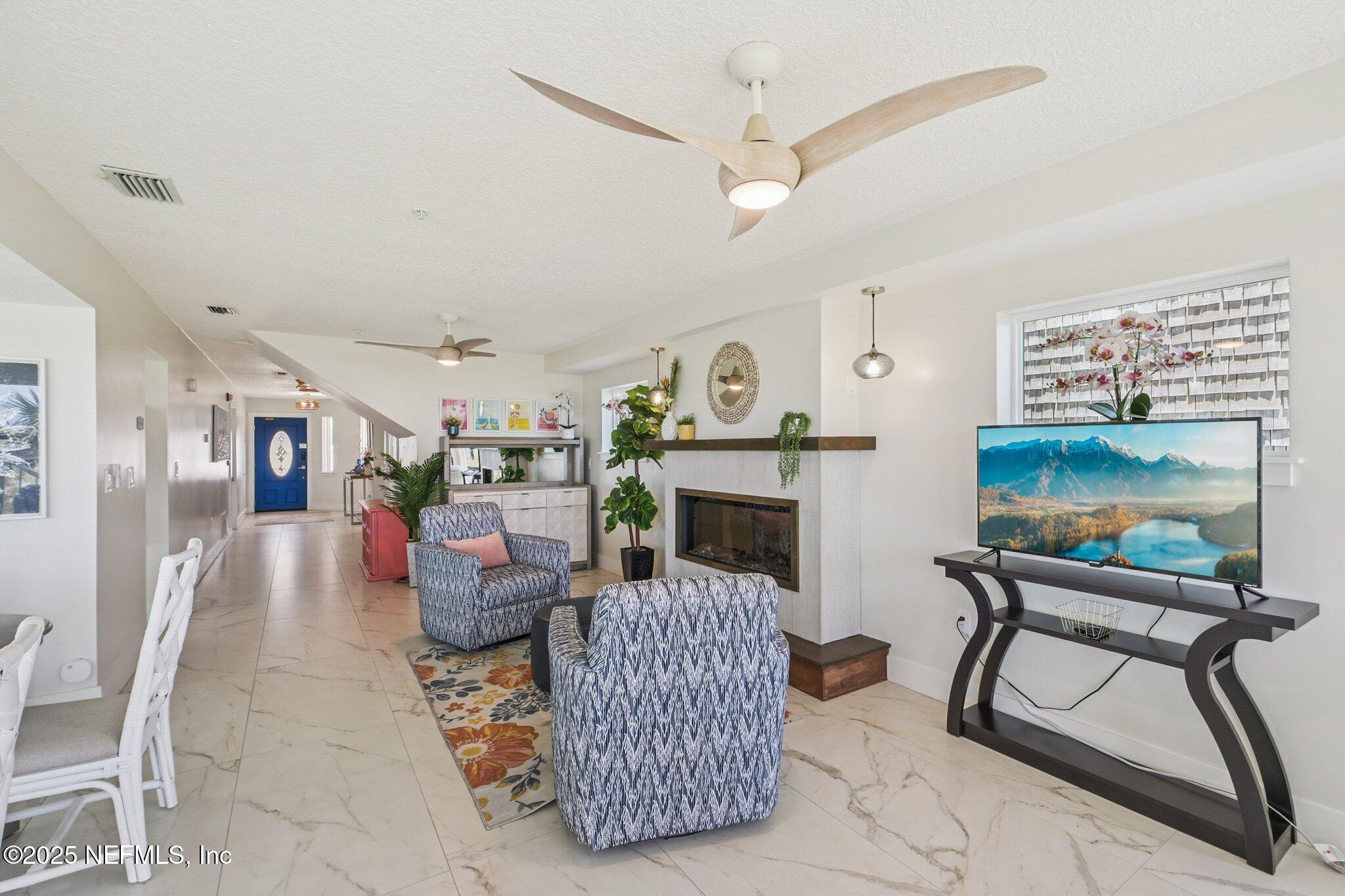 Single Family Residence in Jacksonville Beach FL 11 19TH Avenue 10.jpg