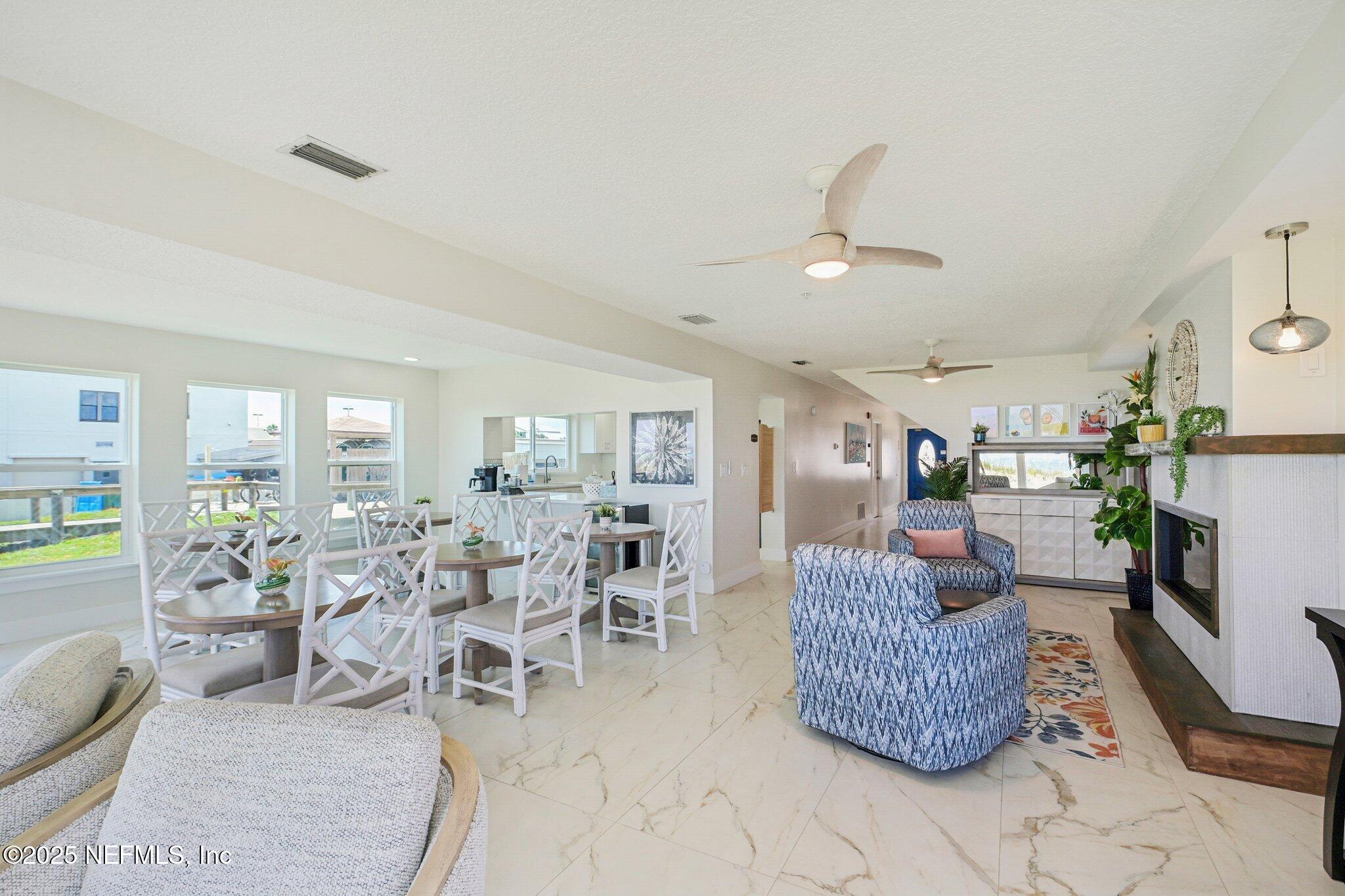 Single Family Residence in Jacksonville Beach FL 11 19TH Avenue 12.jpg