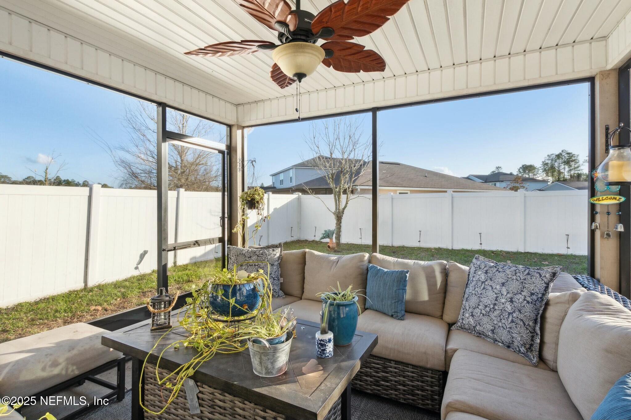 Single Family Residence in Fernandina Beach FL 95021 CHESWICK OAKS Drive 26.jpg