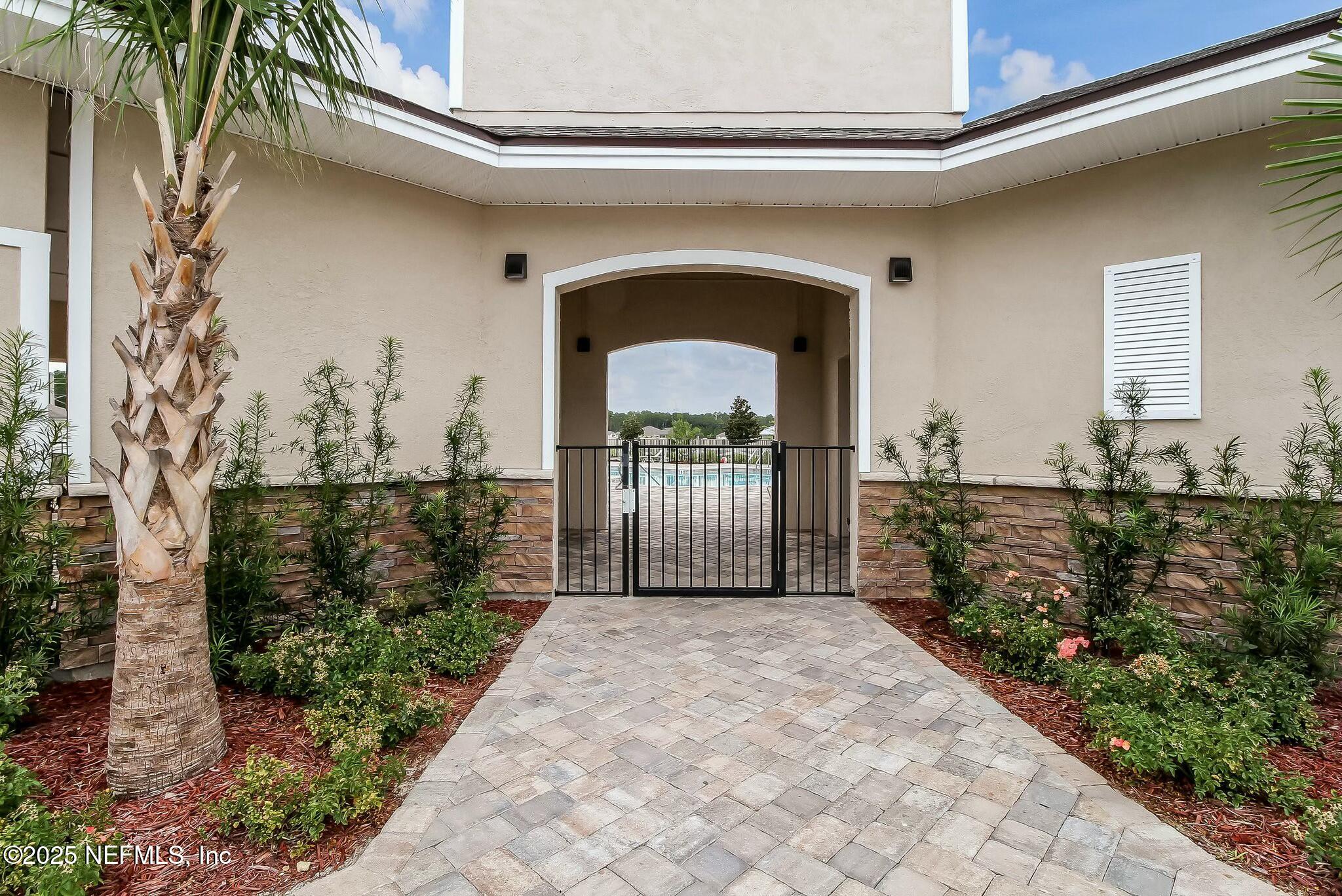 Single Family Residence in Fernandina Beach FL 95021 CHESWICK OAKS Drive 31.jpg