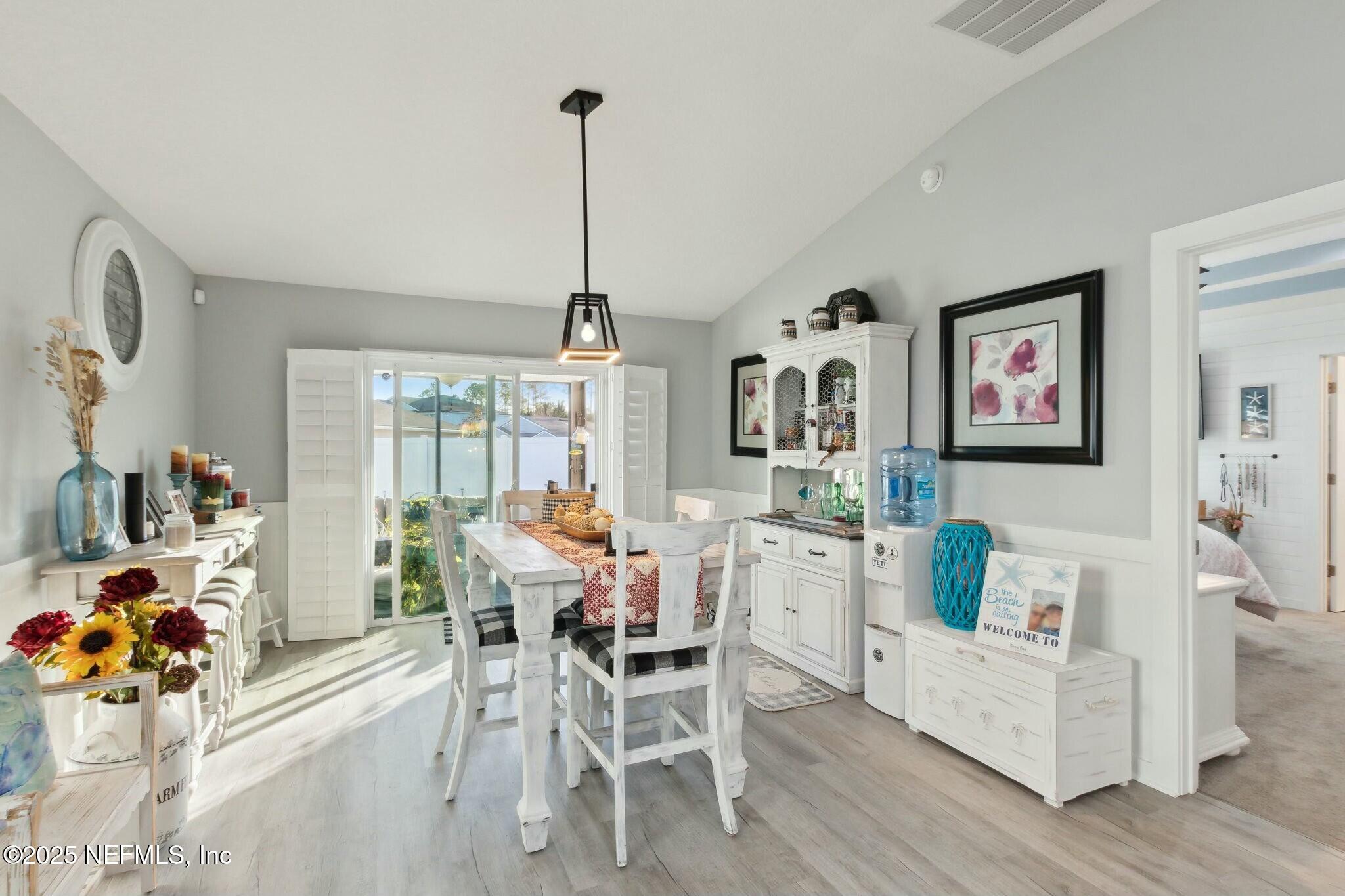Single Family Residence in Fernandina Beach FL 95021 CHESWICK OAKS Drive 13.jpg