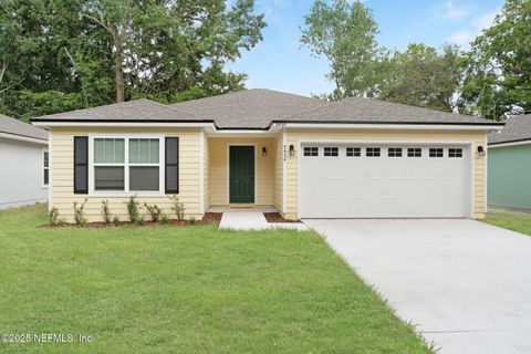 Single Family Residence in Jacksonville FL 5434 CHENANGO Boulevard.jpg