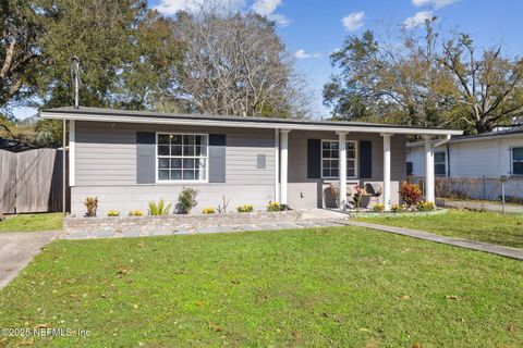Single Family Residence in Jacksonville FL 3239 DELLWOOD Avenue.jpg
