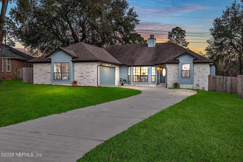 Single Family Residence in Orange Park FL 994 LAKERIDGE Drive.jpg
