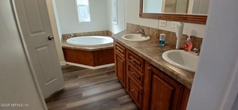 Manufactured Home in Jacksonville FL 13174 W DUVAL Court 15.jpg