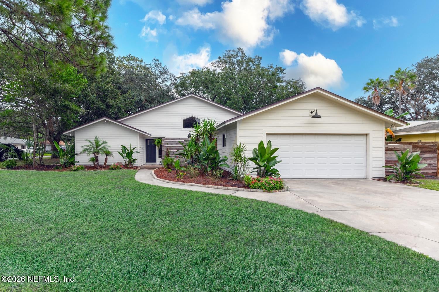 1105 Kings Rd, Neptune Beach, FL 32266