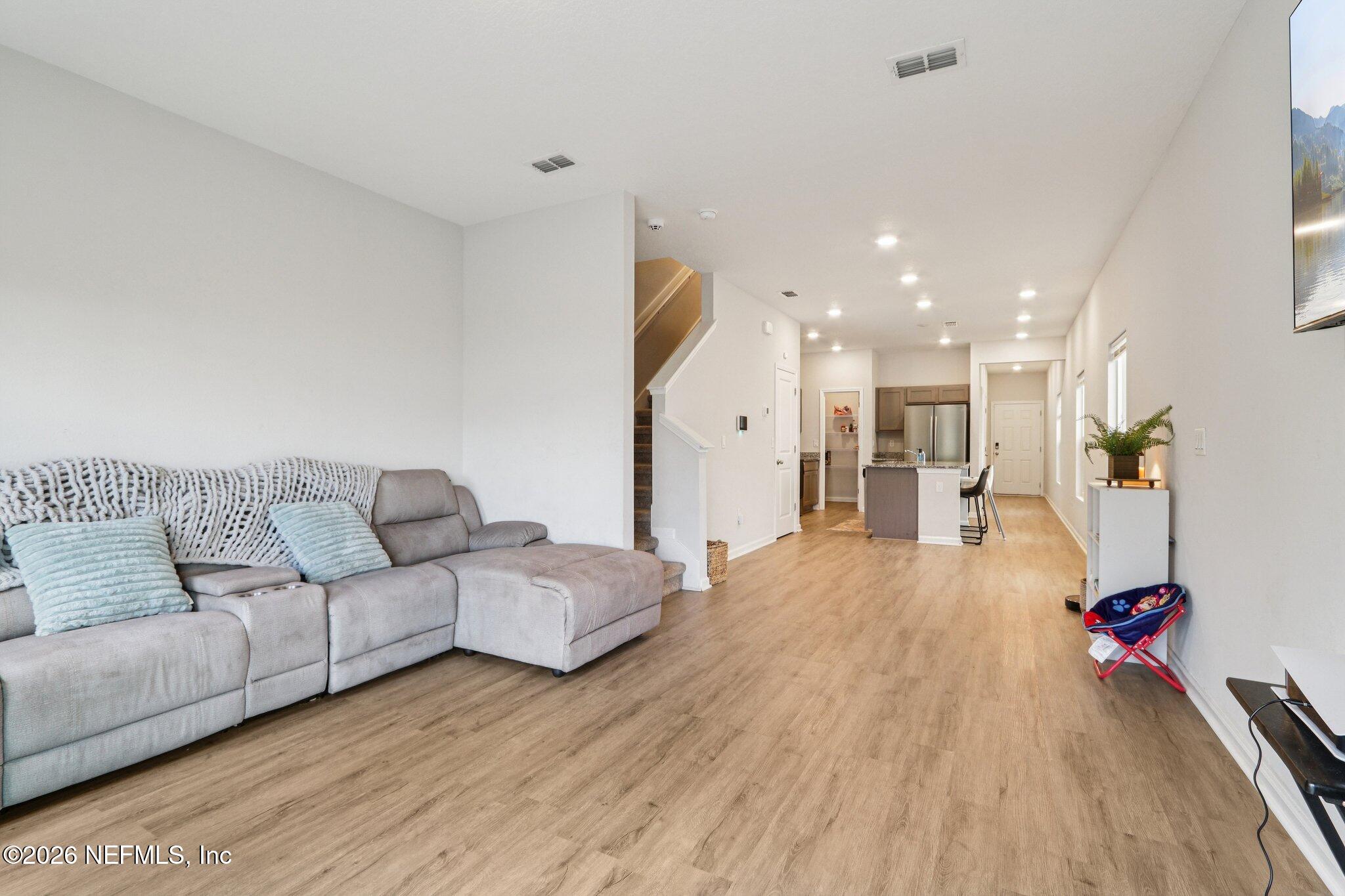 5801 Le Sabre Rd, Jacksonville, FL 32244 photo