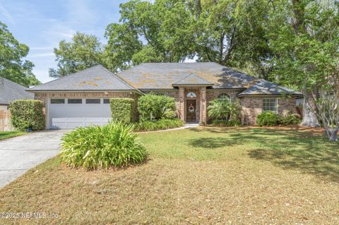 Single Family Residence in Jacksonville FL 10919 HOUNDWELL Way.jpg