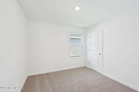 Single Family Residence in Jacksonville FL 7828 GREATFORD Way 18.jpg