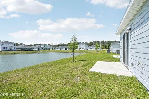 Single Family Residence in Jacksonville FL 7828 GREATFORD Way 27.jpg
