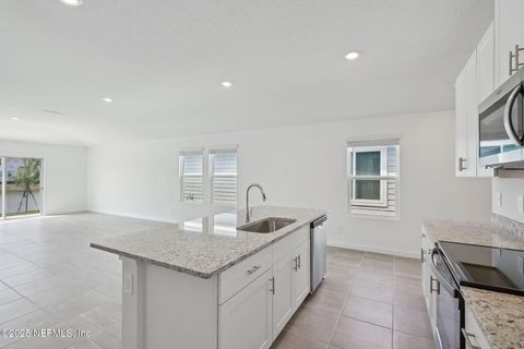 Single Family Residence in Jacksonville FL 7828 GREATFORD Way 12.jpg