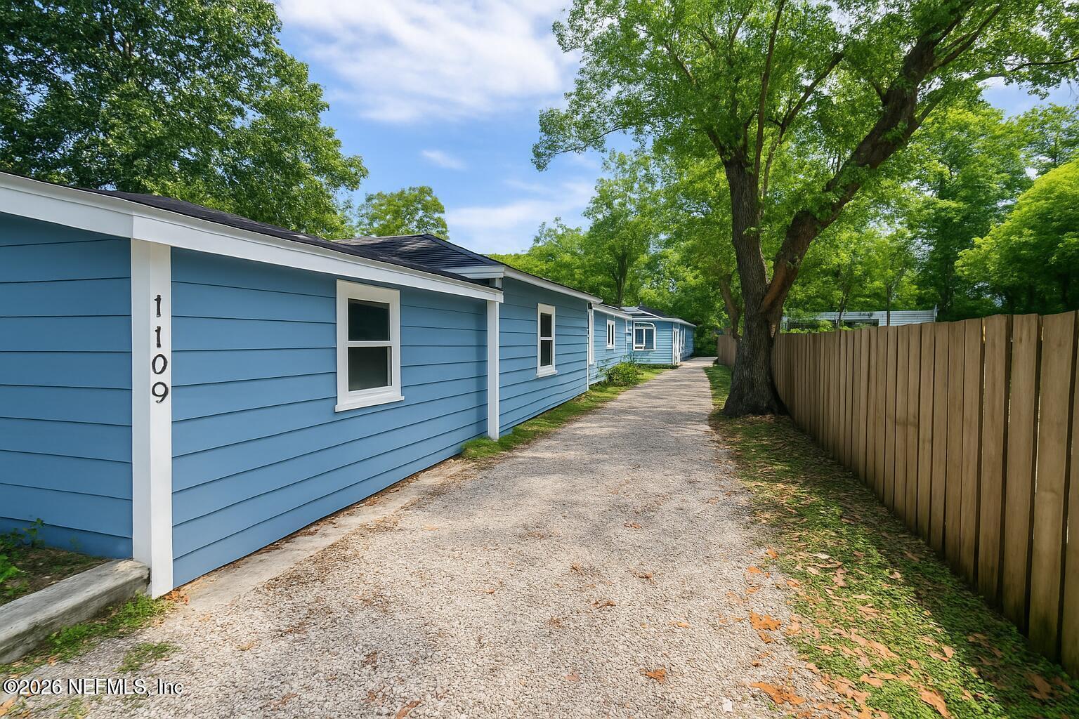 1109 Lake Shore Blvd, Jacksonville, FL 32205 photo