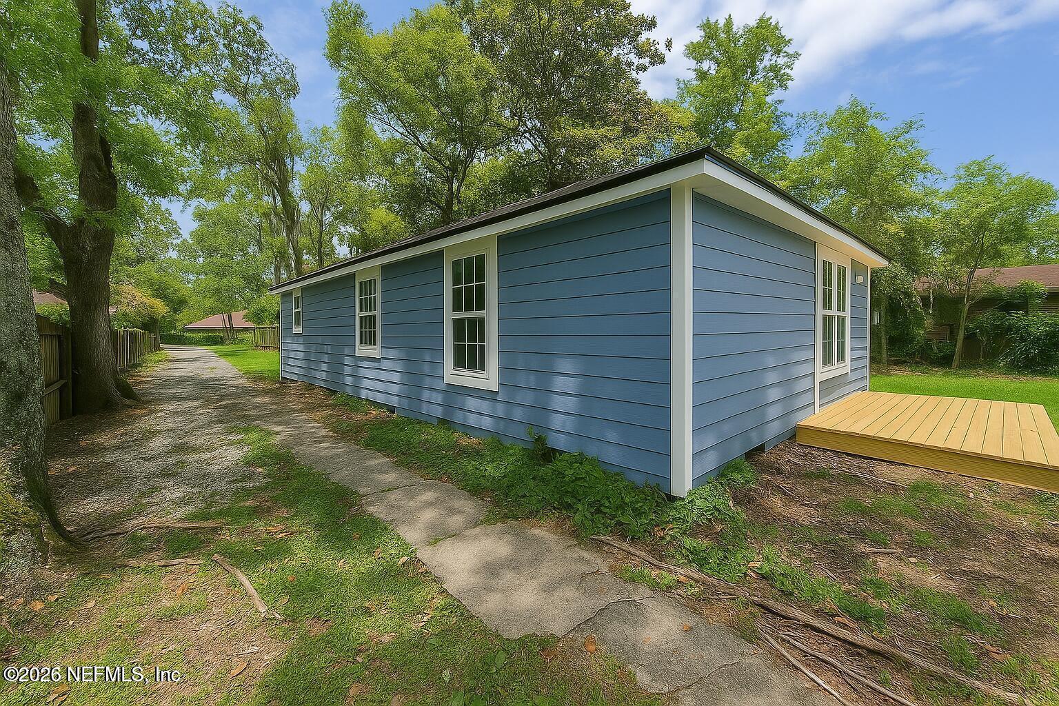 1109 Lake Shore Blvd, Jacksonville, FL 32205 photo