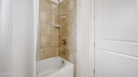 Single Family Residence in Jacksonville FL 8681 MABEL Drive 31.jpg