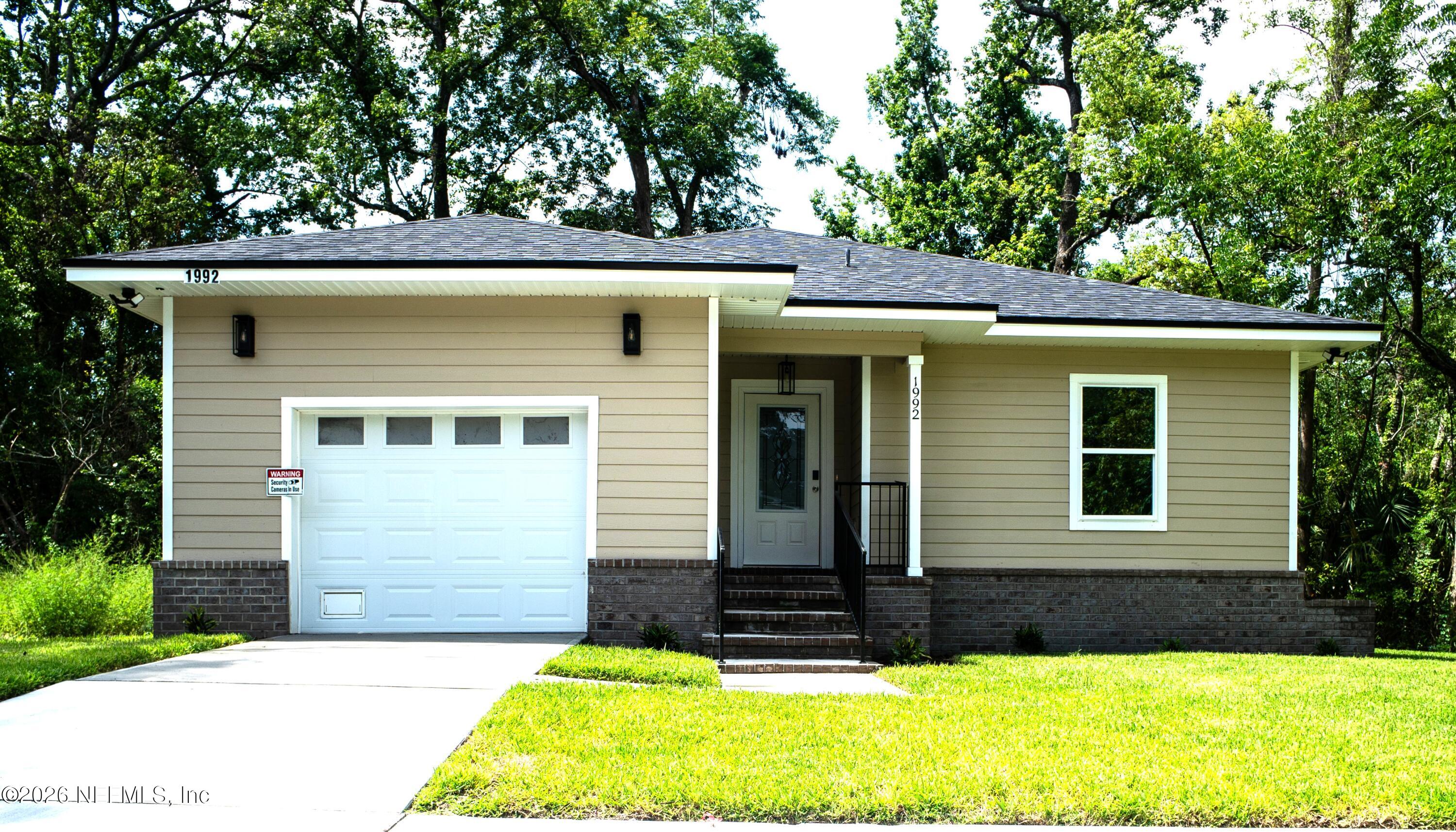 1992 20 St, Jacksonville, FL 32209