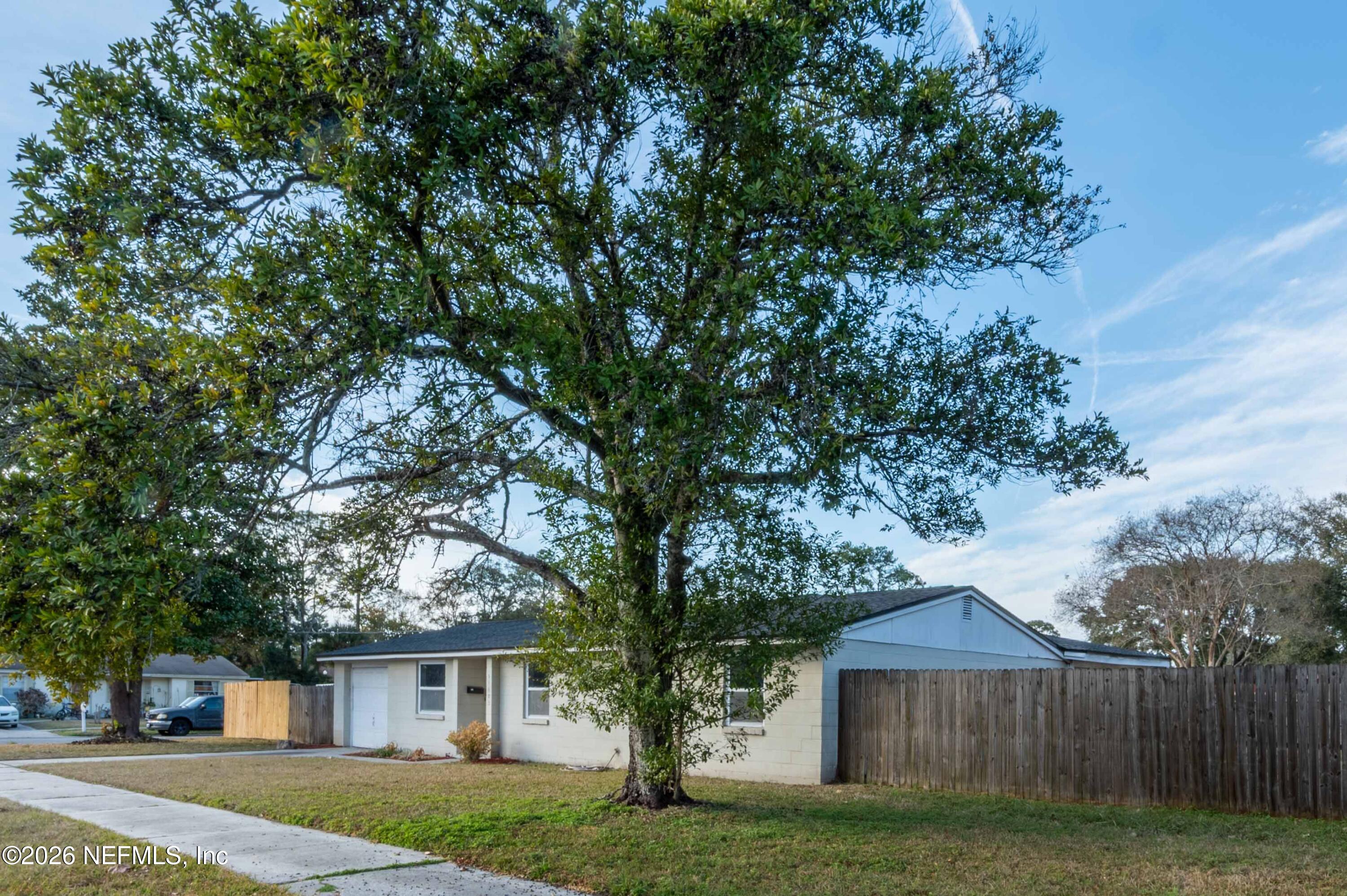 11605 Bayou Rd, Jacksonville, FL 32246