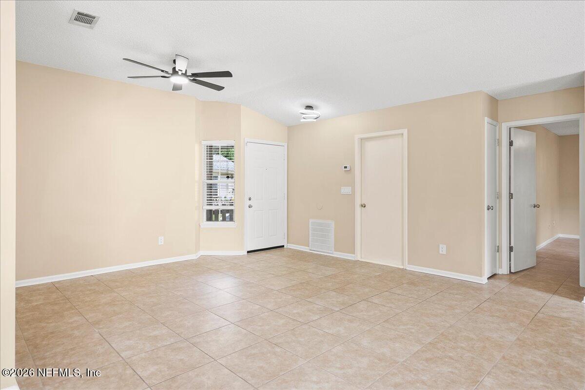 1454 Cove Landing Dr, Jacksonville, FL 32233 photo