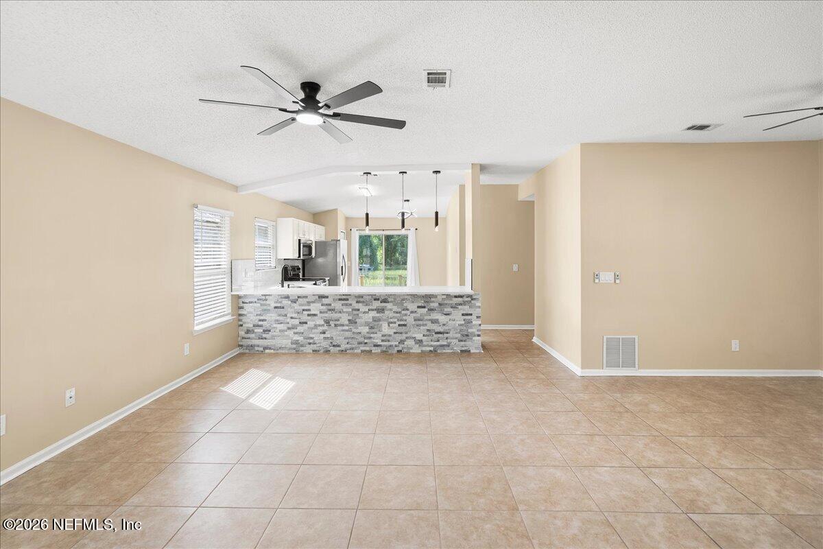1454 Cove Landing Dr, Jacksonville, FL 32233 photo