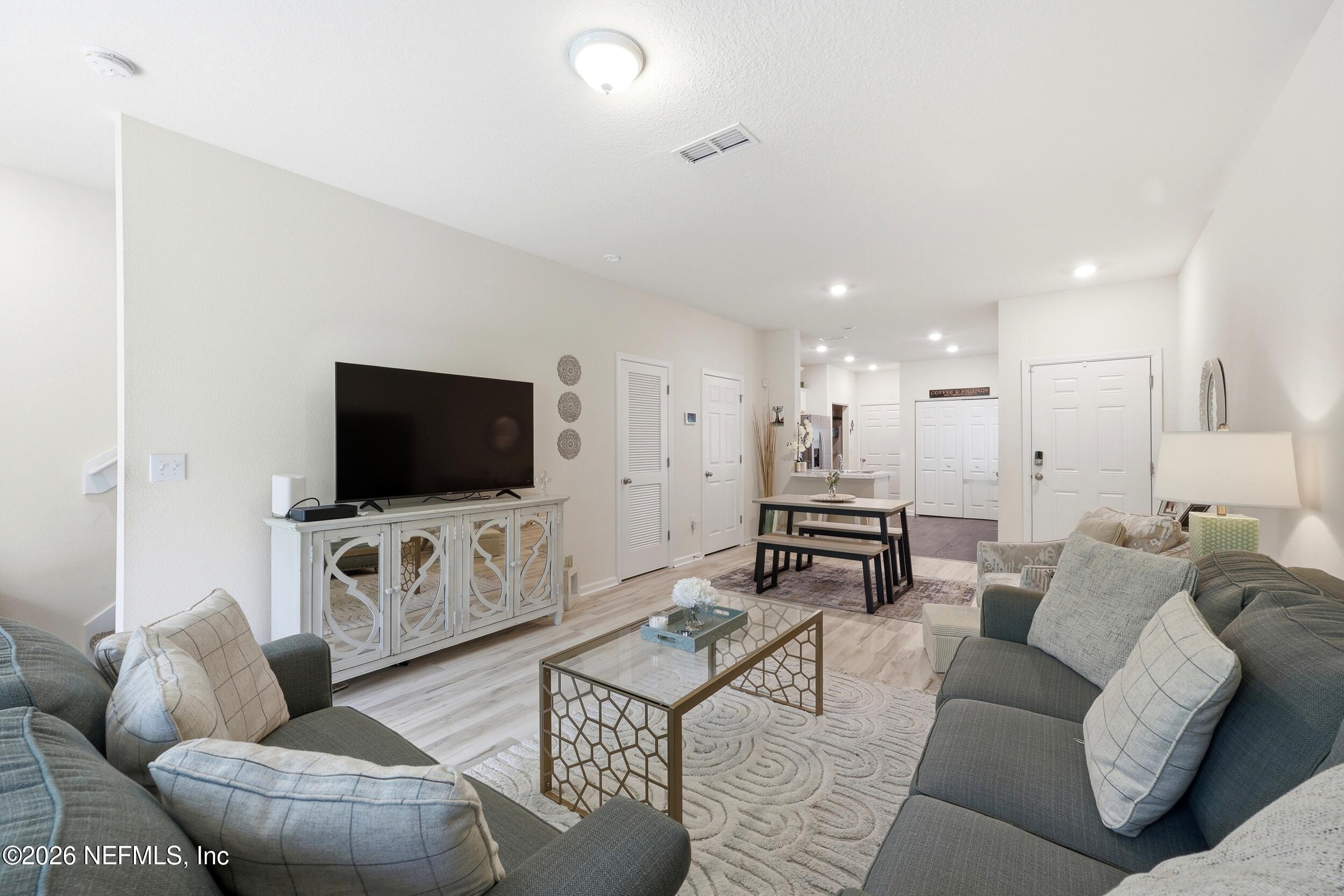 51 Scotch Pebble Dr, Saint Johns, FL 32259