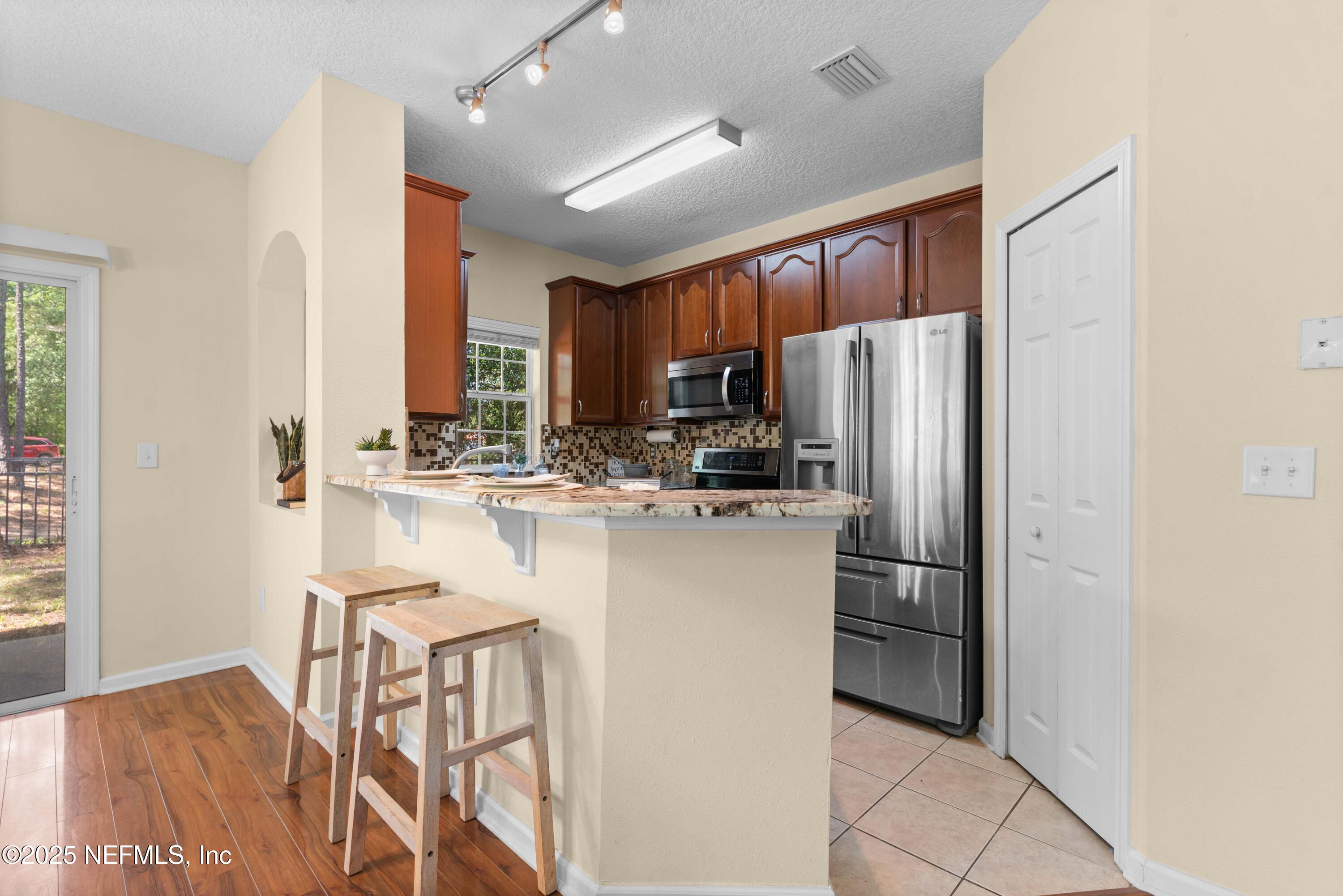 Condominium in Jacksonville FL 7250 DEERFOOT POINT Circle #1 12.jpg
