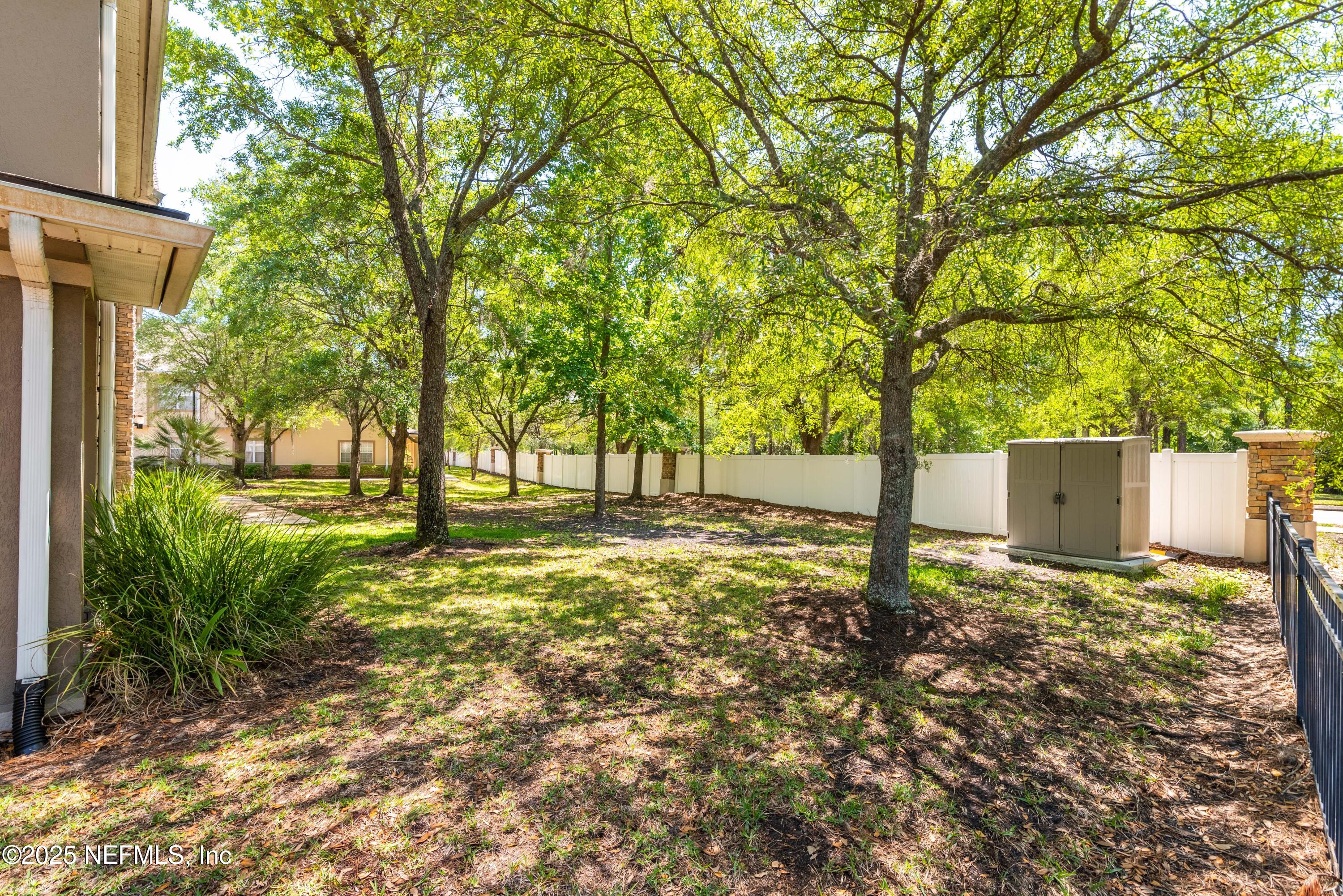 Condominium in Jacksonville FL 7250 DEERFOOT POINT Circle #1 32.jpg