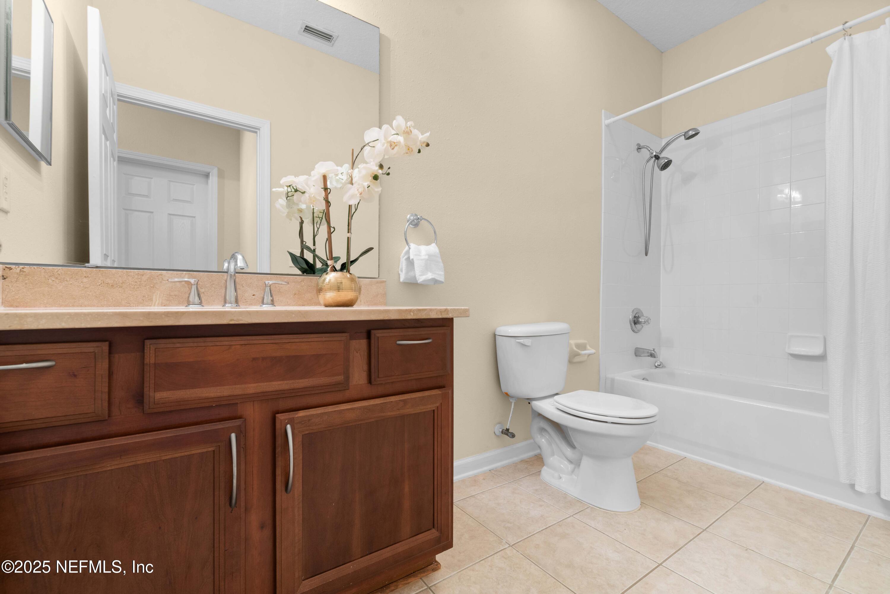 Condominium in Jacksonville FL 7250 DEERFOOT POINT Circle #1 26.jpg
