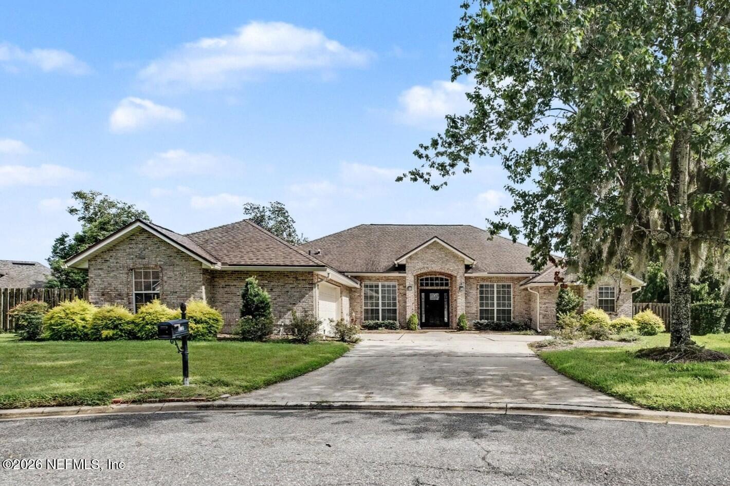 1803 Sentry Oak Ct, Fleming Island, FL 32003