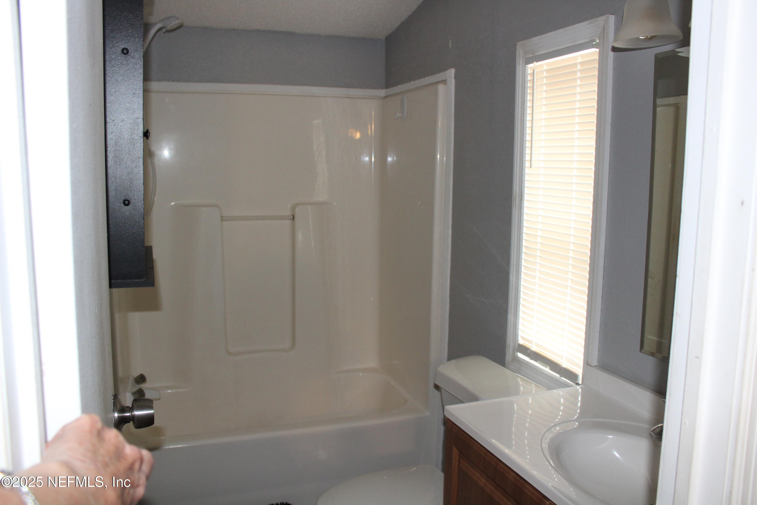 Manufactured Home in Keystone Heights FL 7494 APPOMATTOX Avenue 7.jpg