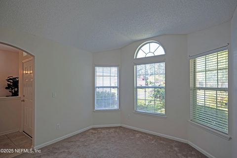 Single Family Residence in Jacksonville FL 10730 LONG COVE Court 11.jpg