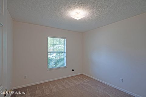 Single Family Residence in Jacksonville FL 10730 LONG COVE Court 33.jpg