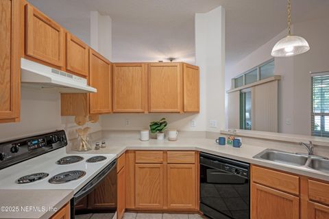 Single Family Residence in Jacksonville FL 10730 LONG COVE Court 24.jpg