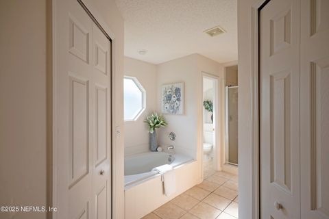 Single Family Residence in Jacksonville FL 10730 LONG COVE Court 44.jpg