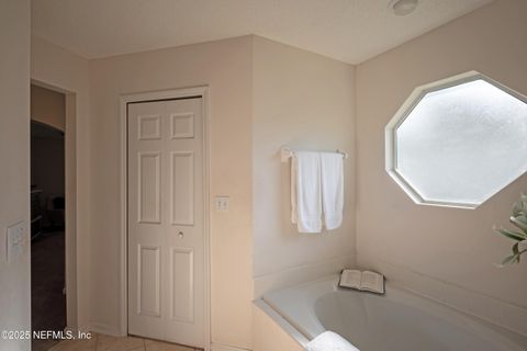 Single Family Residence in Jacksonville FL 10730 LONG COVE Court 49.jpg