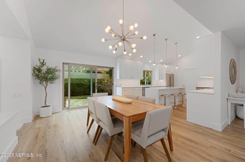 Single Family Residence in Ponte Vedra Beach FL 1 LAKE JULIA Drive 3.jpg
